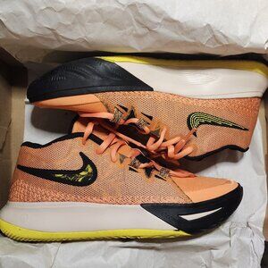 Nike Men's Kyrie Flytrap VI Men's sz 6